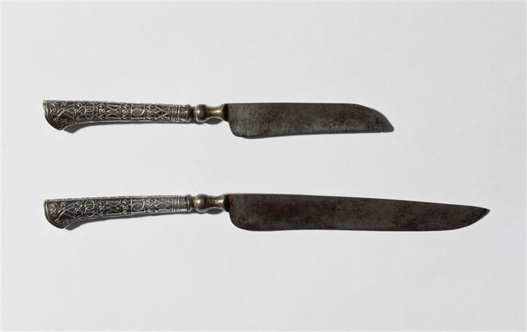 Couteaux de table à l'emblématique de François de Montmorency et de Diane de France