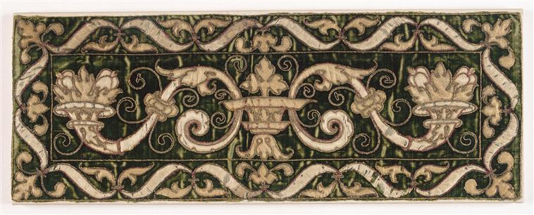 Élément d’orfroi provenant d’une dalmatique