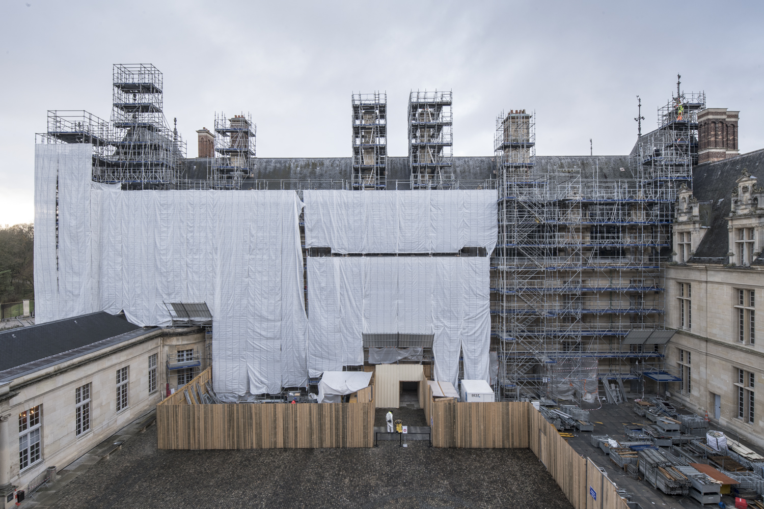 Aile du connétable pendant restauration