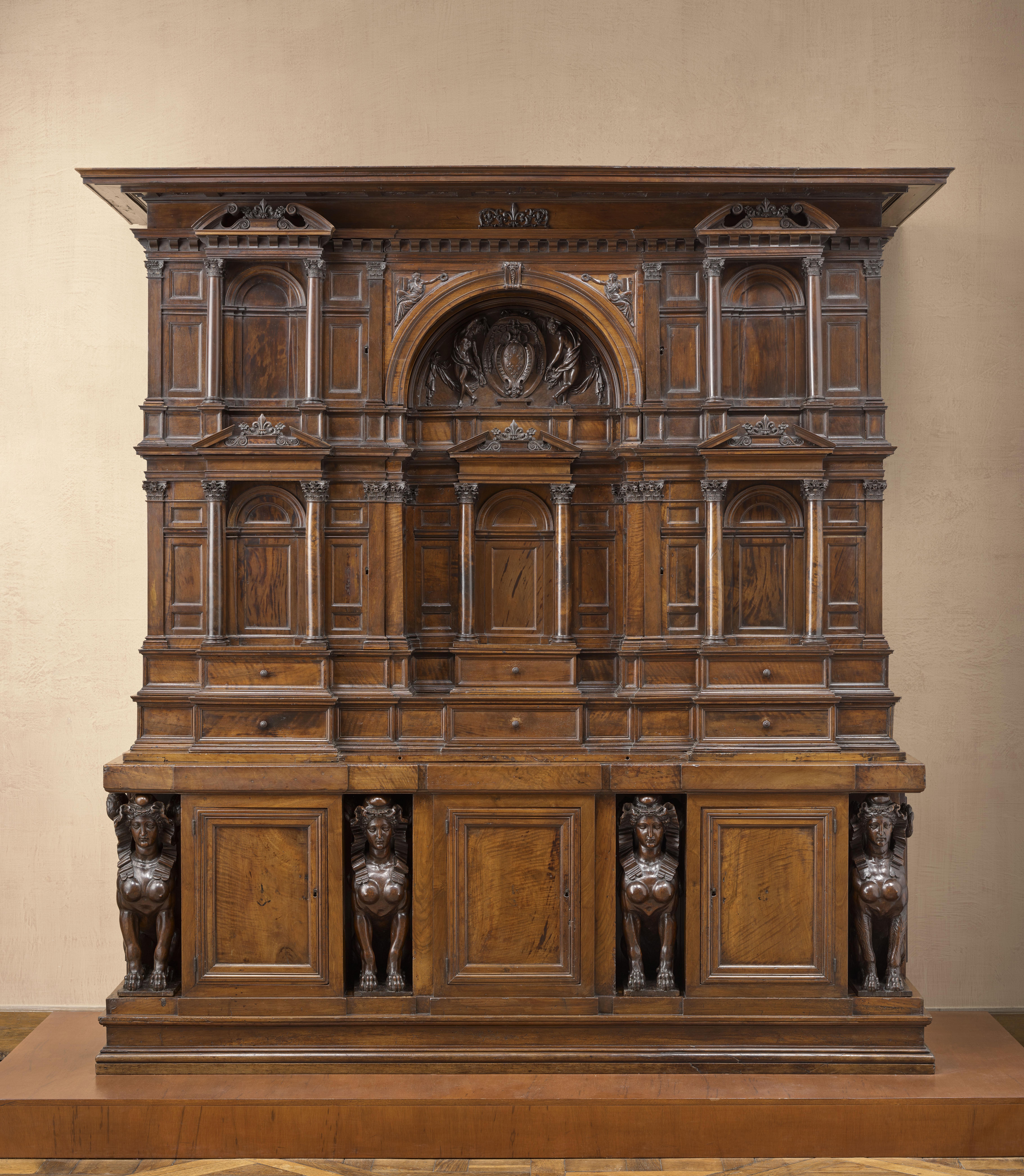 Grand cabinet Farnèse