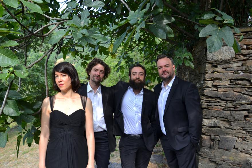 x_Ensemble Tarentule