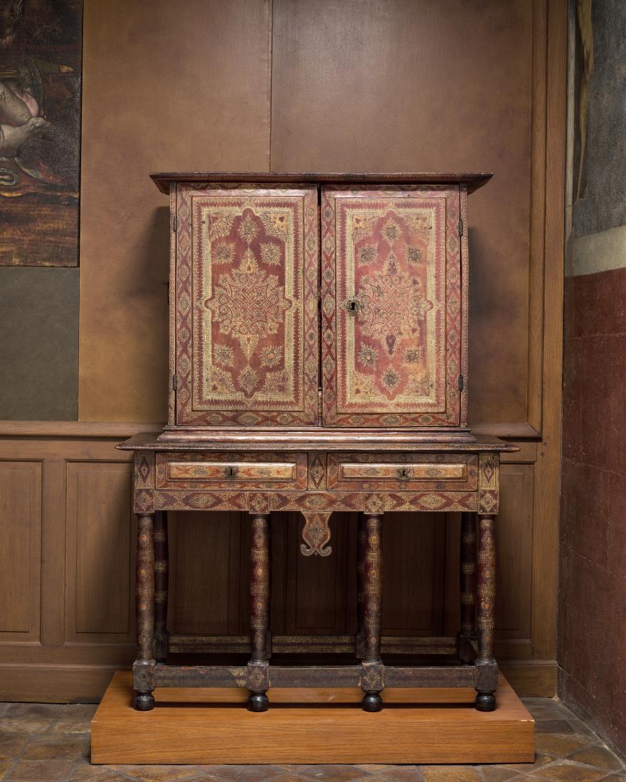 Le cabinet en maroquin