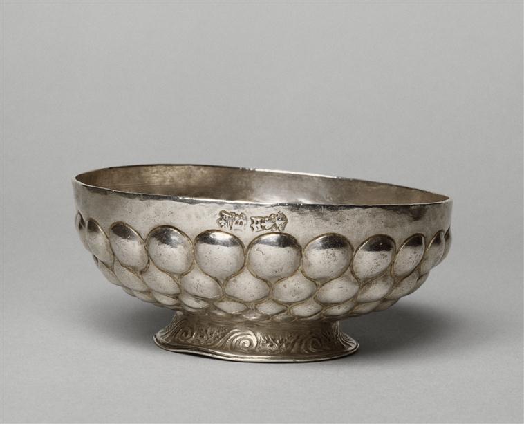 Media Name: o_coupe_de_thibaud_de_vauzelle.jpg