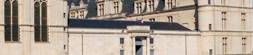 Media Name: e_ecouen_apf1403_est005detail.jpg