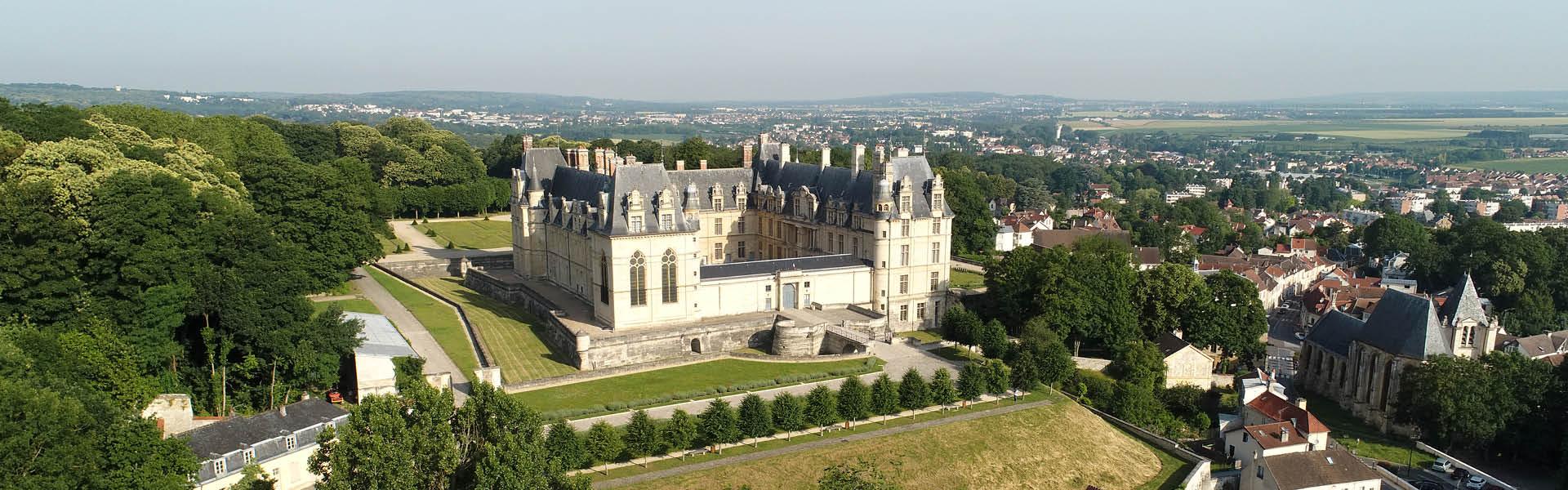 Vue du musée et de la ville