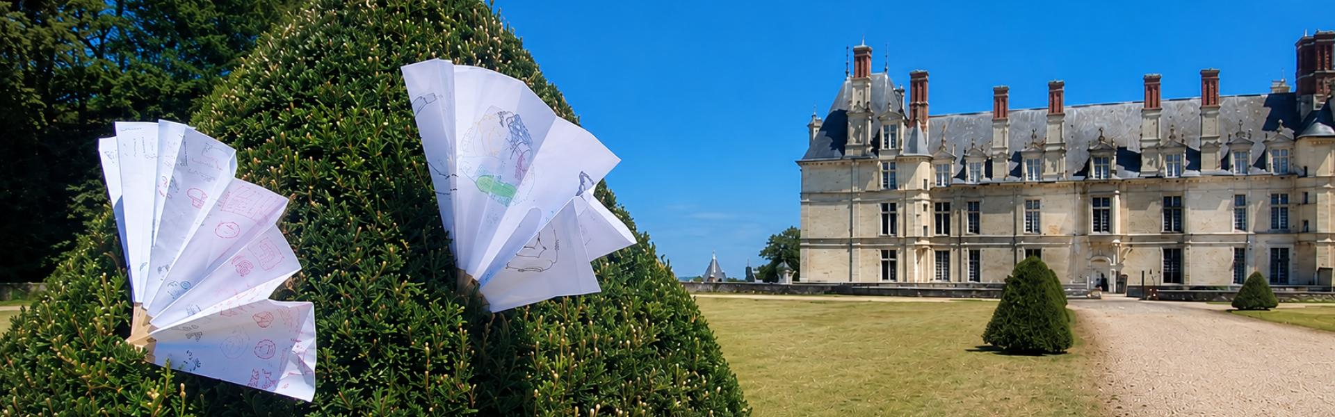 Entrée du musée avec éventail